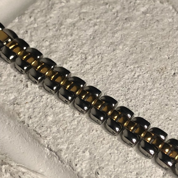 Victoria Rhein Watch - Picture 3 of 5